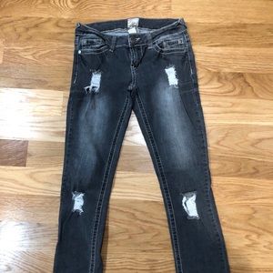 Women Gray Skinny ripped jeans